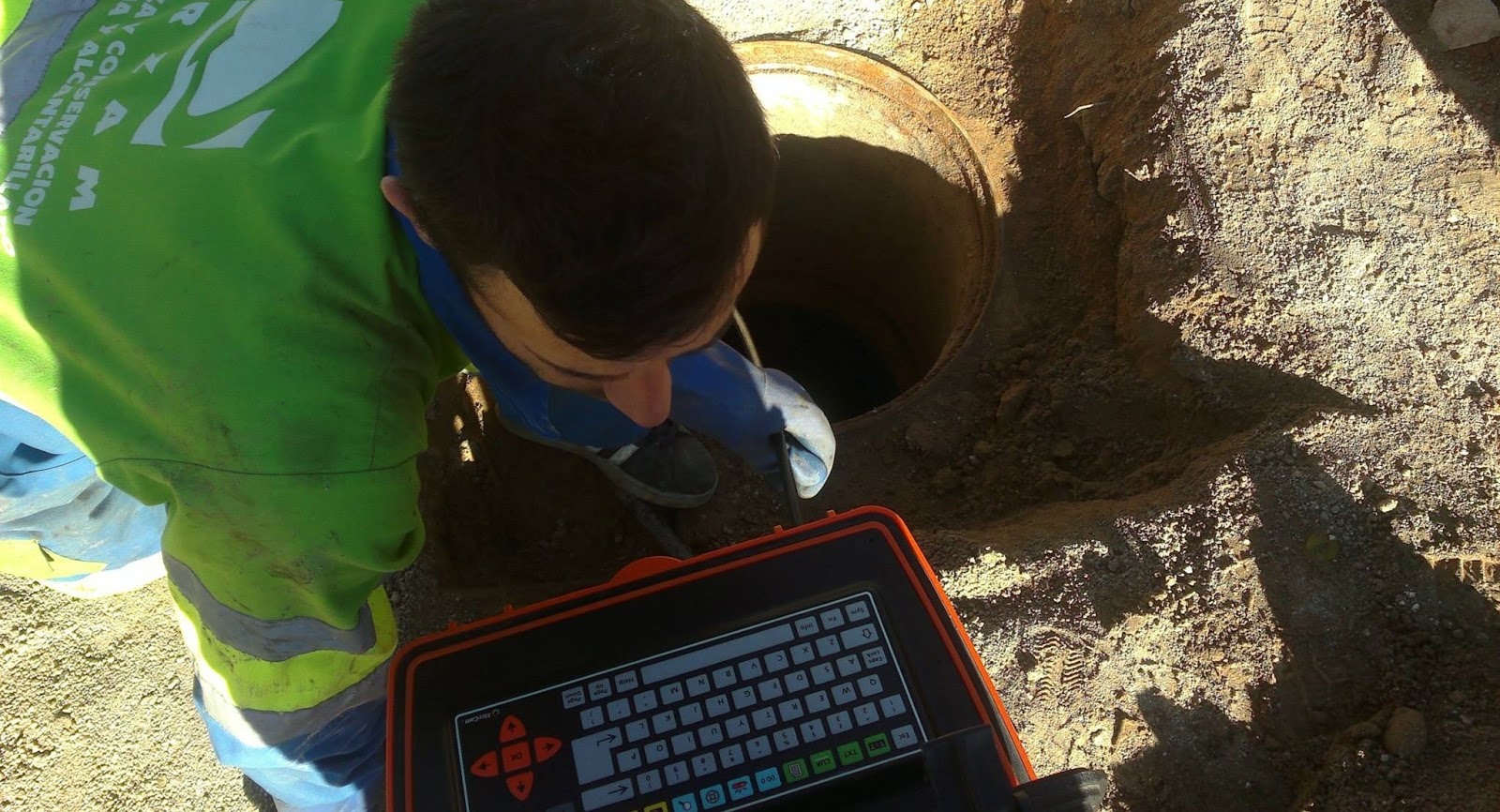 Inspección de tuberías con cámara en COLLADO VILLALBA - ARZAM Poceros y  Desatrancos Madrid